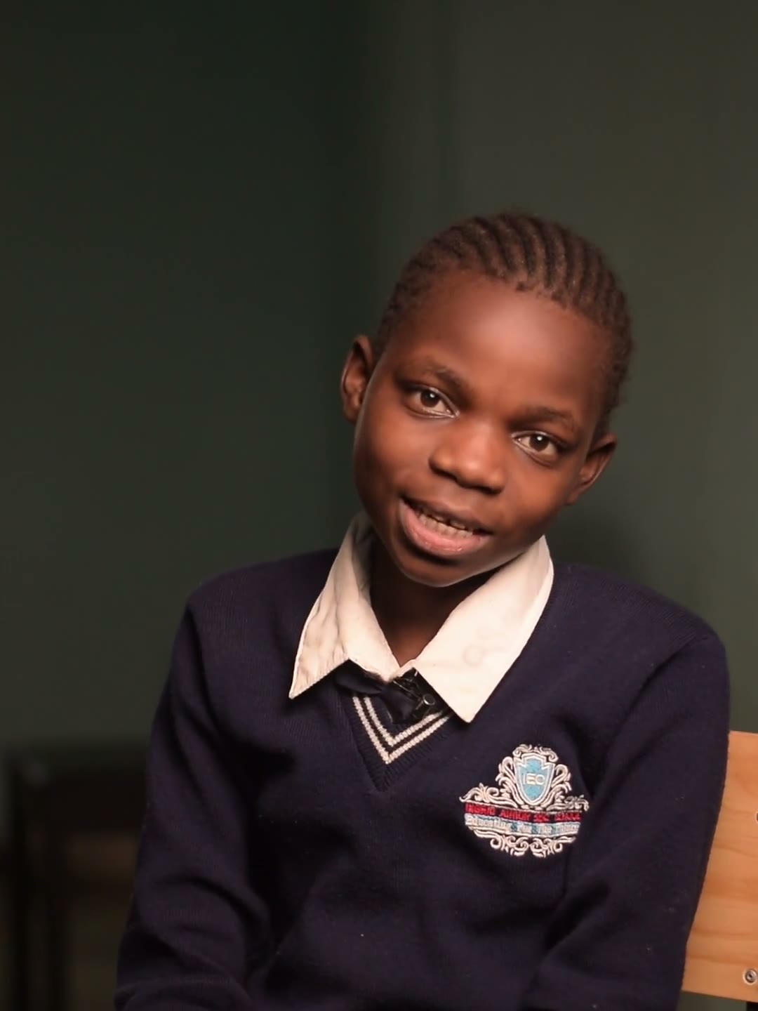Portrait of Queen at the Ingrid School